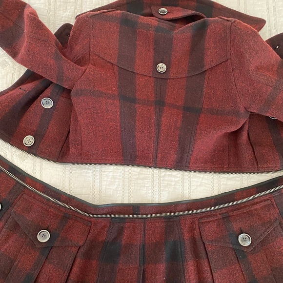 Authentic Burberry coat - Picture 6 of 10